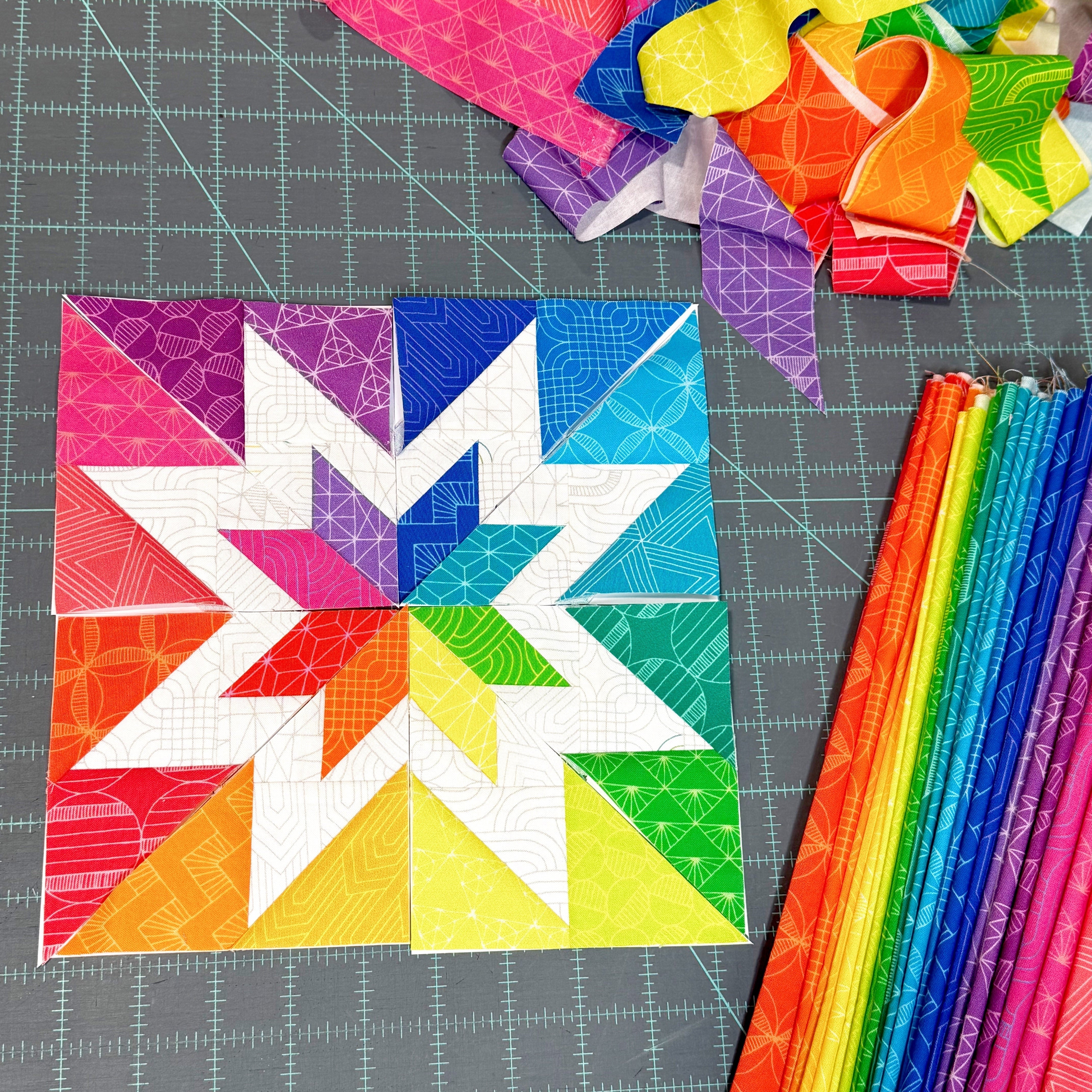 Foundation 2 Fabric Blog Tour: Rainbow All The Things Tote