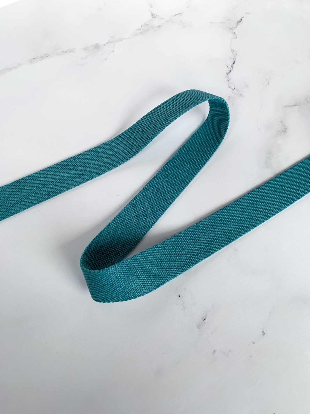 Webbing Thread 1.5” Solid-Color Webbing – Knot and Thread Design