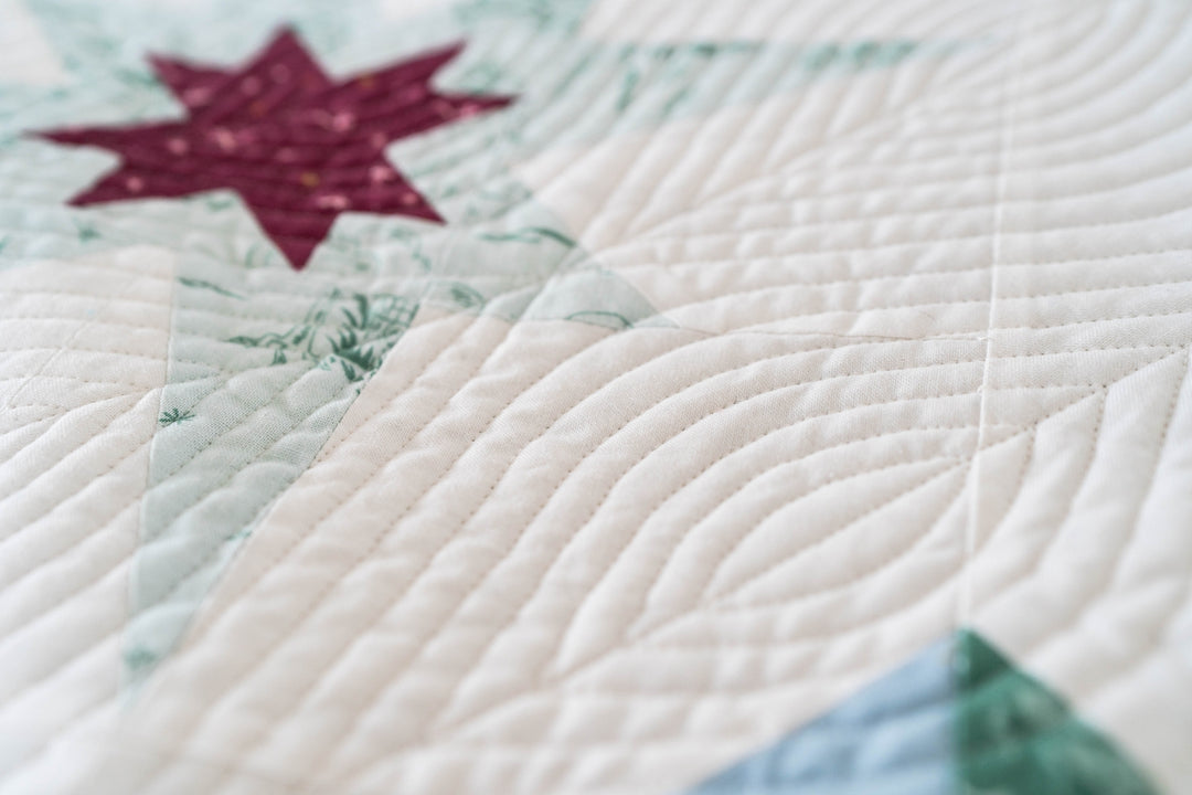 Longarm Quilting Services – Knot and Thread Design