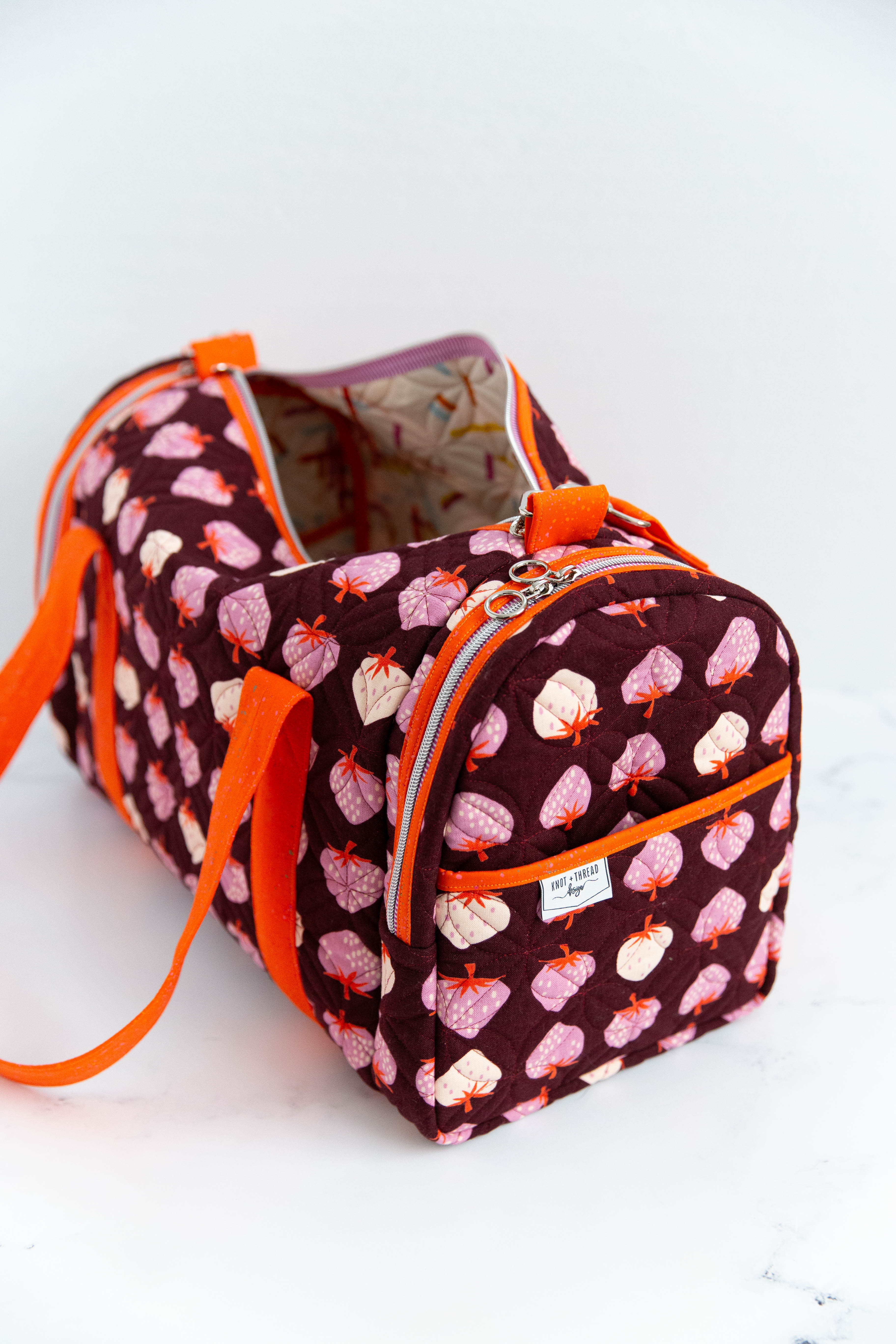 Lucy Duffle (PDF Pattern) – Knot and Thread Design