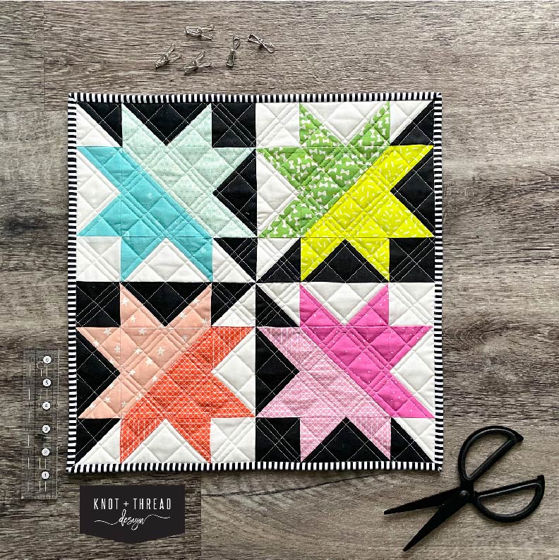 Pinwheel Star Mini (12 Minis in 12 Months January 2022 Pattern) – Knot ...